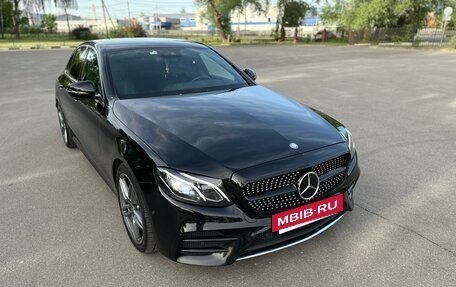 Mercedes-Benz E-Класс, 2017 год, 3 450 000 рублей, 31 фотография