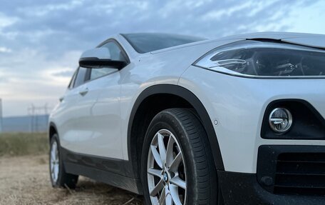 BMW X2, 2018 год, 2 300 000 рублей, 2 фотография