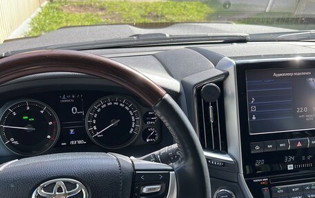 Toyota Land Cruiser 200, 2015 год, 4 950 000 рублей, 10 фотография