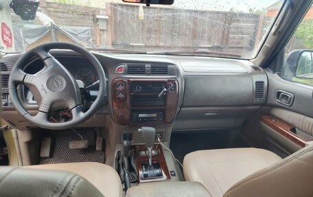 Nissan Patrol, 2000 год, 1 200 000 рублей, 11 фотография