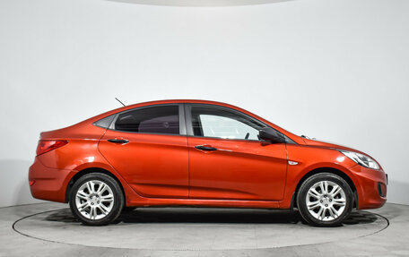 Hyundai Solaris II рестайлинг, 2012 год, 725 000 рублей, 4 фотография