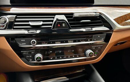 BMW 5 серия, 2018 год, 3 450 000 рублей, 10 фотография