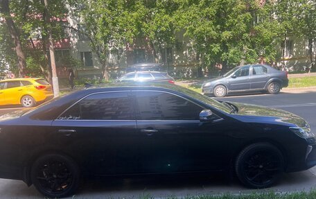 Toyota Camry, 2018 год, 2 600 000 рублей, 3 фотография