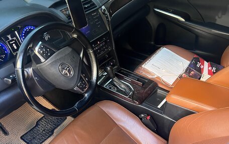 Toyota Camry, 2018 год, 2 600 000 рублей, 8 фотография