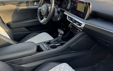 KIA K5, 2021 год, 2 400 000 рублей, 16 фотография