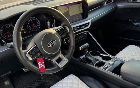 KIA K5, 2021 год, 2 400 000 рублей, 14 фотография