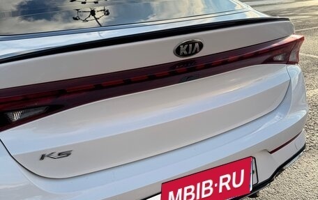 KIA K5, 2021 год, 2 400 000 рублей, 12 фотография