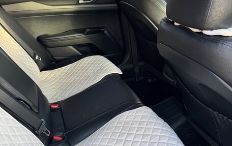 KIA K5, 2021 год, 2 400 000 рублей, 24 фотография