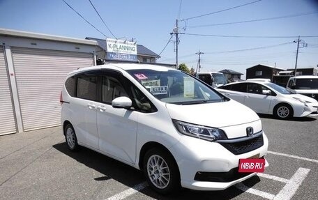 Honda Freed II, 2022 год, 1 300 000 рублей, 4 фотография