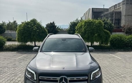 Mercedes-Benz GLB, 2019 год, 3 050 000 рублей, 2 фотография