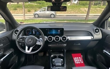 Mercedes-Benz GLB, 2019 год, 3 050 000 рублей, 8 фотография