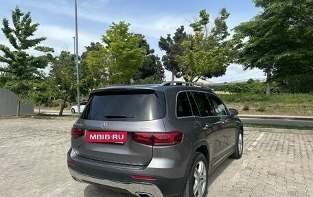 Mercedes-Benz GLB, 2019 год, 3 050 000 рублей, 3 фотография