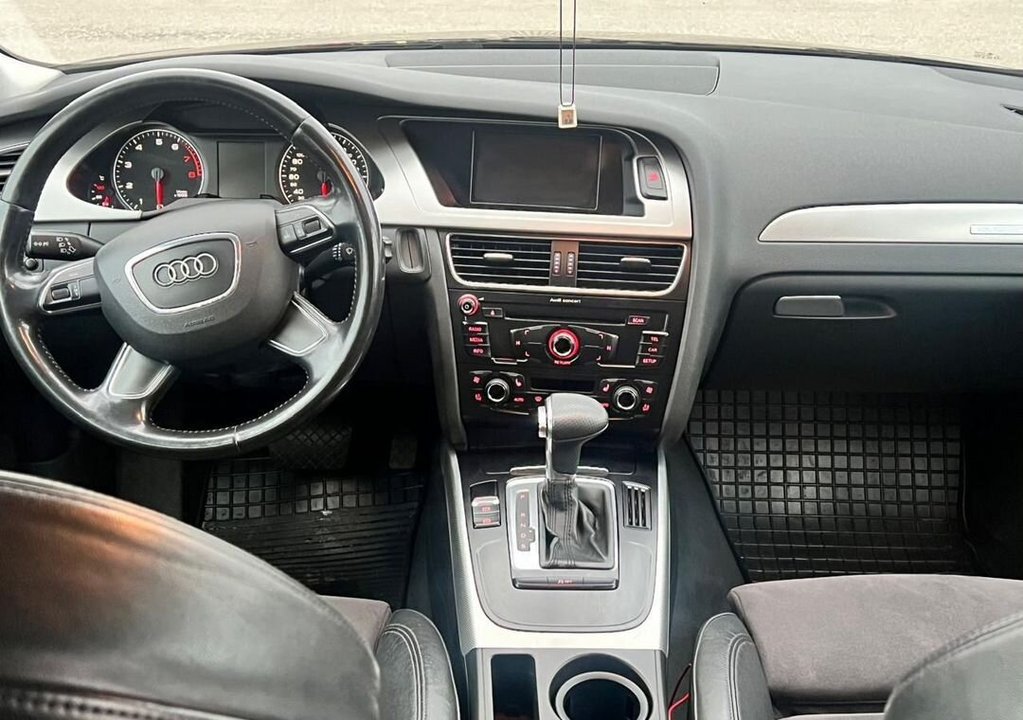 Audi A4 Allroad Quattro, 2011 год, 1 385 000 рублей, 10 фотография