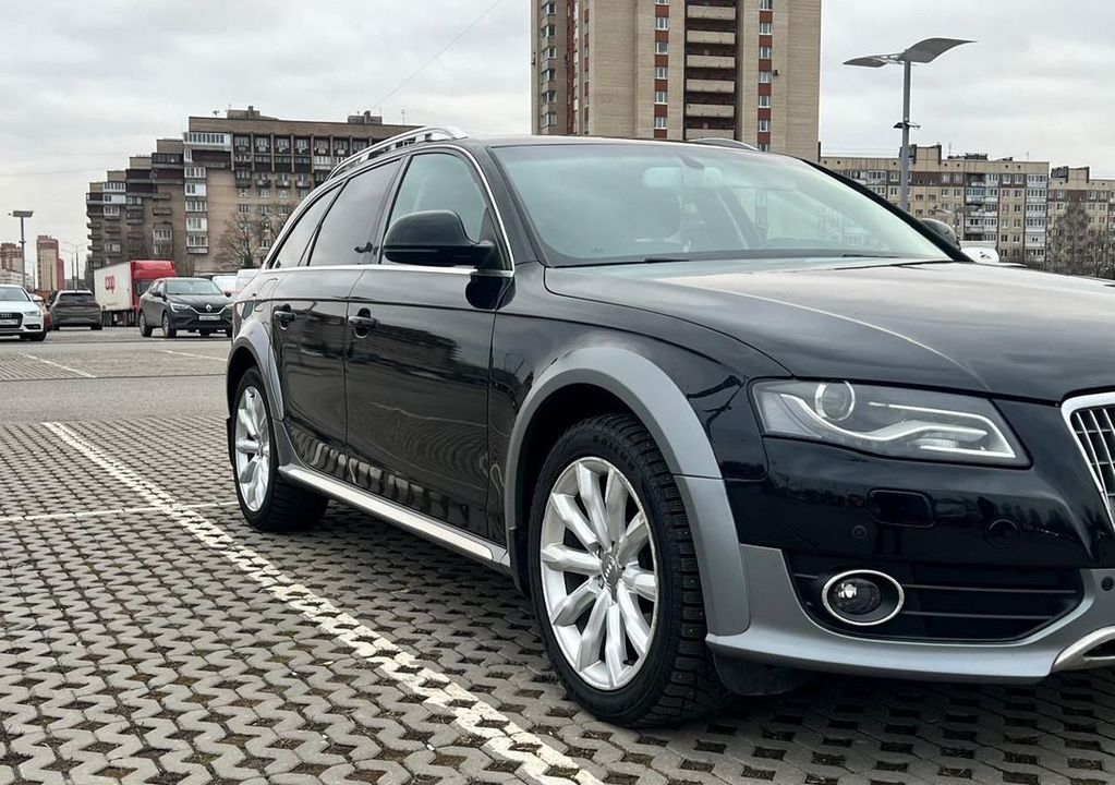 Audi A4 Allroad Quattro, 2011 год, 1 385 000 рублей, 3 фотография