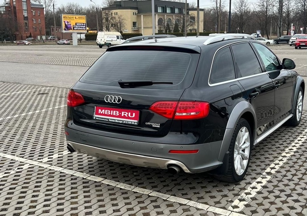 Audi A4 Allroad Quattro, 2011 год, 1 385 000 рублей, 4 фотография