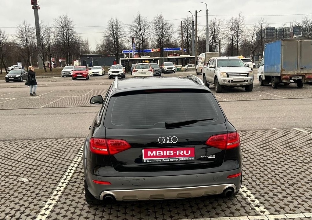 Audi A4 Allroad Quattro, 2011 год, 1 385 000 рублей, 6 фотография
