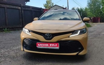 Toyota Camry, 2020 год, 1 800 000 рублей, 1 фотография