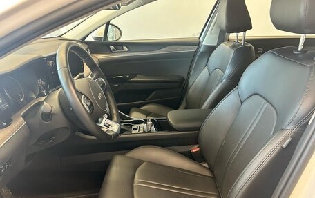 KIA K5, 2021 год, 2 350 000 рублей, 7 фотография