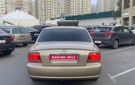 Hyundai Sonata IV рестайлинг, 2005 год, 485 000 рублей, 2 фотография