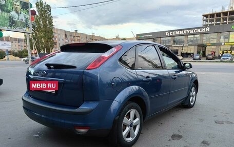Ford Focus II рестайлинг, 2006 год, 525 000 рублей, 3 фотография