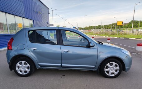 Renault Sandero I, 2010 год, 790 000 рублей, 2 фотография