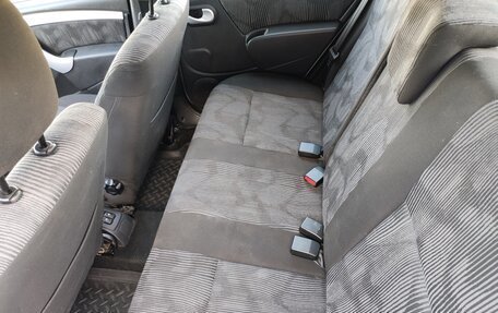 Renault Sandero I, 2010 год, 790 000 рублей, 13 фотография