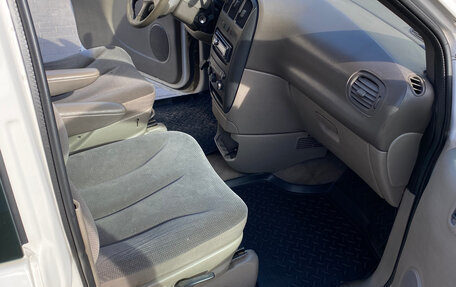 Dodge Caravan IV, 2003 год, 530 000 рублей, 4 фотография