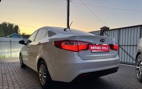 KIA Rio III рестайлинг, 2013 год, 930 000 рублей, 5 фотография
