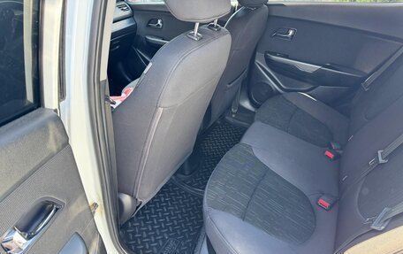 KIA Rio III рестайлинг, 2013 год, 930 000 рублей, 24 фотография