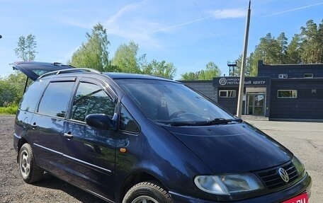 Volkswagen Sharan I рестайлинг, 1996 год, 290 000 рублей, 1 фотография