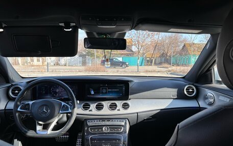 Mercedes-Benz E-Класс, 2016 год, 3 150 000 рублей, 3 фотография