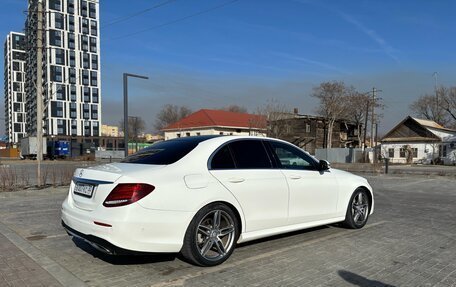 Mercedes-Benz E-Класс, 2016 год, 3 150 000 рублей, 9 фотография