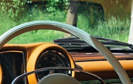 Mercedes-Benz W111, 1967 год, 11 999 999 рублей, 11 фотография