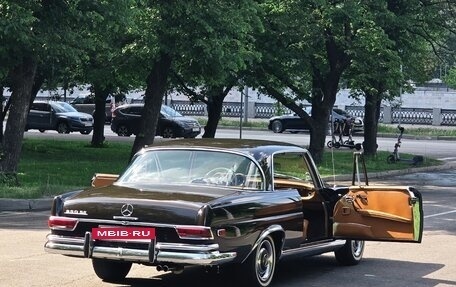 Mercedes-Benz W111, 1967 год, 11 999 999 рублей, 8 фотография