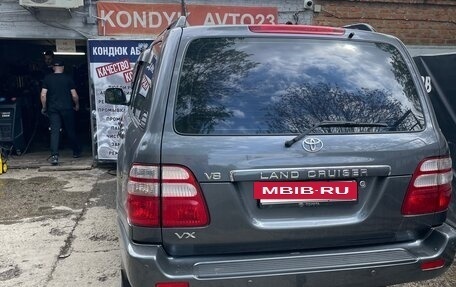 Toyota Land Cruiser 100 рестайлинг 2, 2003 год, 2 200 000 рублей, 2 фотография