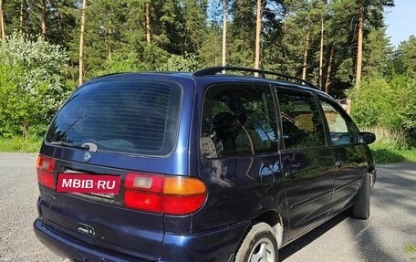 Volkswagen Sharan I рестайлинг, 1996 год, 290 000 рублей, 19 фотография