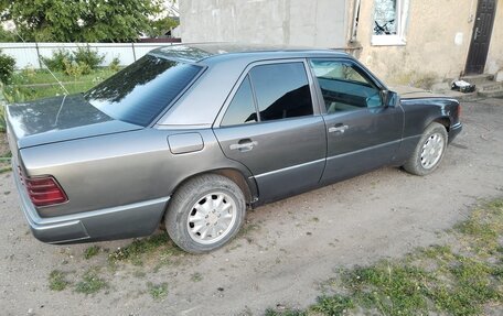 Mercedes-Benz W124, 1989 год, 330 000 рублей, 2 фотография