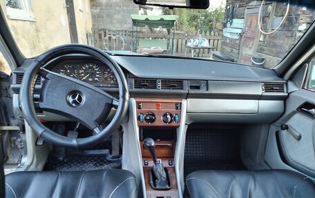 Mercedes-Benz W124, 1989 год, 330 000 рублей, 8 фотография