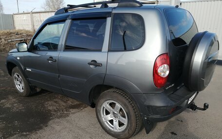 Chevrolet Niva I рестайлинг, 2016 год, 680 000 рублей, 2 фотография