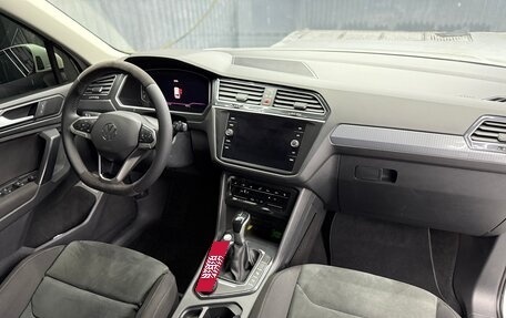 Volkswagen Tiguan II, 2021 год, 3 305 000 рублей, 9 фотография