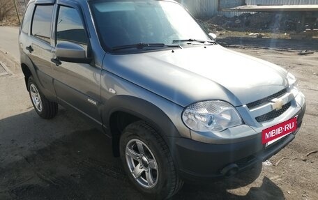 Chevrolet Niva I рестайлинг, 2016 год, 680 000 рублей, 6 фотография