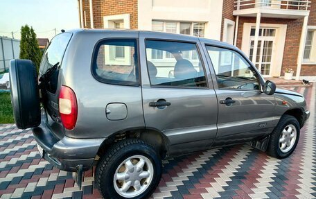 Chevrolet Niva I рестайлинг, 2004 год, 320 000 рублей, 2 фотография