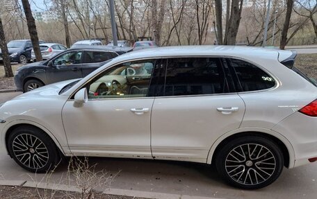 Porsche Cayenne III, 2012 год, 2 500 000 рублей, 2 фотография