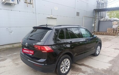 Volkswagen Tiguan II, 2020 год, 2 100 000 рублей, 4 фотография
