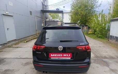 Volkswagen Tiguan II, 2020 год, 2 100 000 рублей, 5 фотография