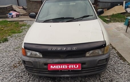 Mitsubishi Libero I рестайлинг, 2001 год, 120 000 рублей, 3 фотография