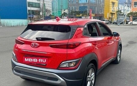 Hyundai Kona I, 2022 год, 1 410 000 рублей, 2 фотография