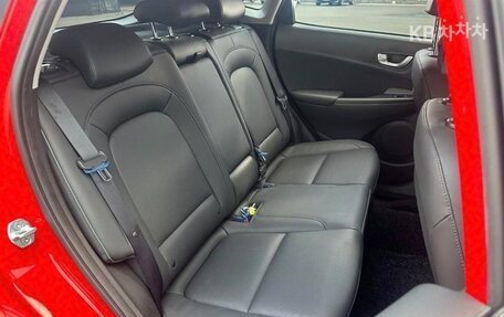 Hyundai Kona I, 2022 год, 1 410 000 рублей, 8 фотография