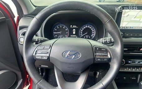 Hyundai Kona I, 2022 год, 1 410 000 рублей, 10 фотография