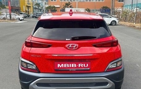 Hyundai Kona I, 2022 год, 1 410 000 рублей, 4 фотография